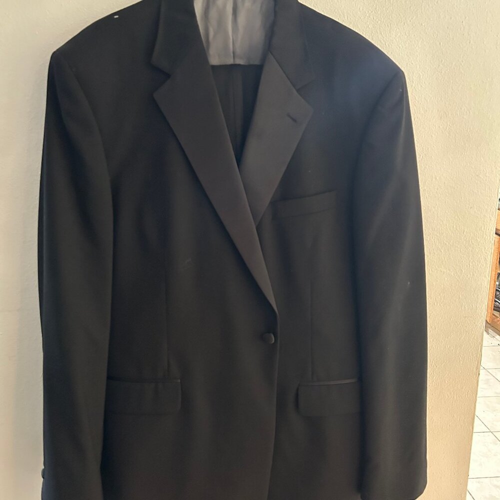 Tuxedo Stafford Brand Color Black